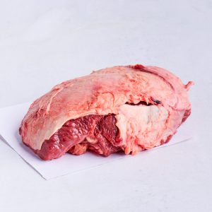 Rå oksekjake fra Annis med naturlig fettlag og tydelig kjøttstruktur, perfekt til langtidsbraisering og gryteretter.